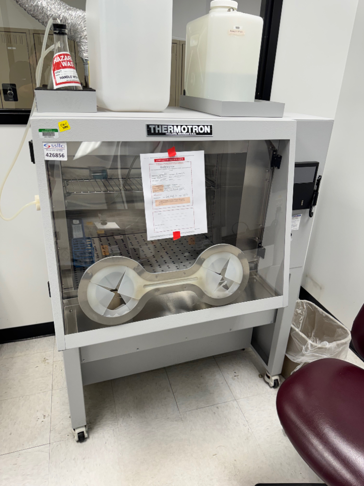 Image of Thermotron CDS-5 Isolator